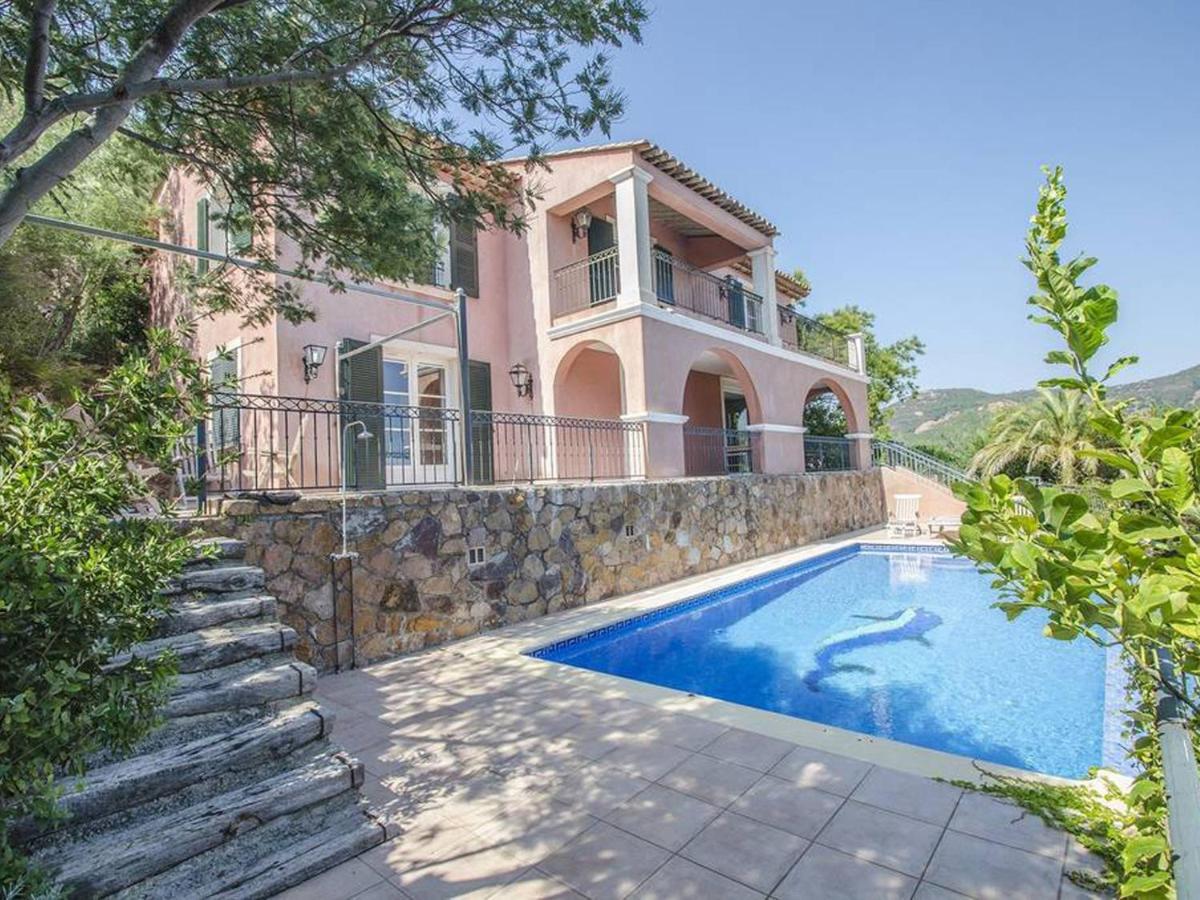 Villa In Antheor With Private Swimming Pool Сен-Рафаэль Экстерьер фото
